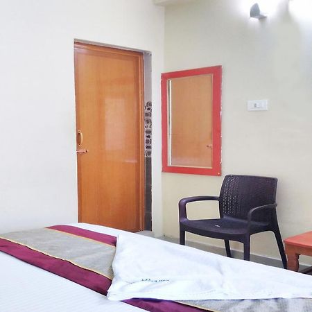 فندق Ssb Residency تيروباتي المظهر الخارجي الصورة
